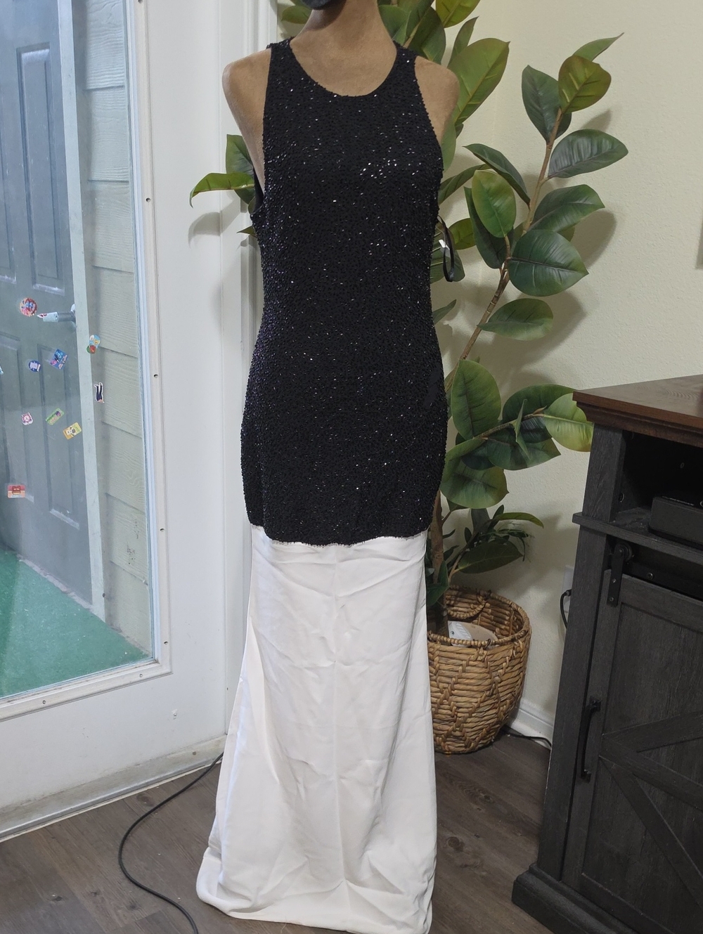 Black Sequin Halter Evening Dress - Elegant Women’s Cocktail Gown